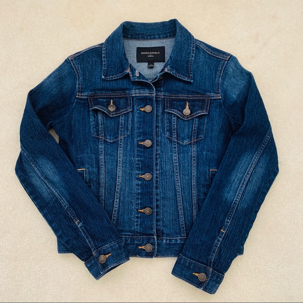 👚 3/$40 Banana Republic Denim Jacket